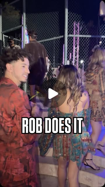Guests in the ROB DOES IT lounge at an event